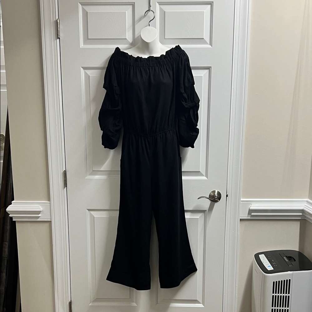 Vava by Joy Han Black Off-Shoulder Jumpsuit linen size small S